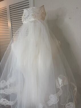 Bridal Women's Wedding Veil Double Layer  Ivory Cascading